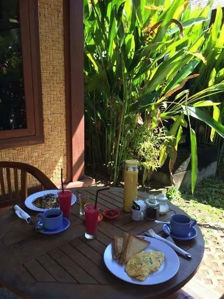 Mulia Home Stay Nusa Dua  Homestay Nusa Dua (Bali)